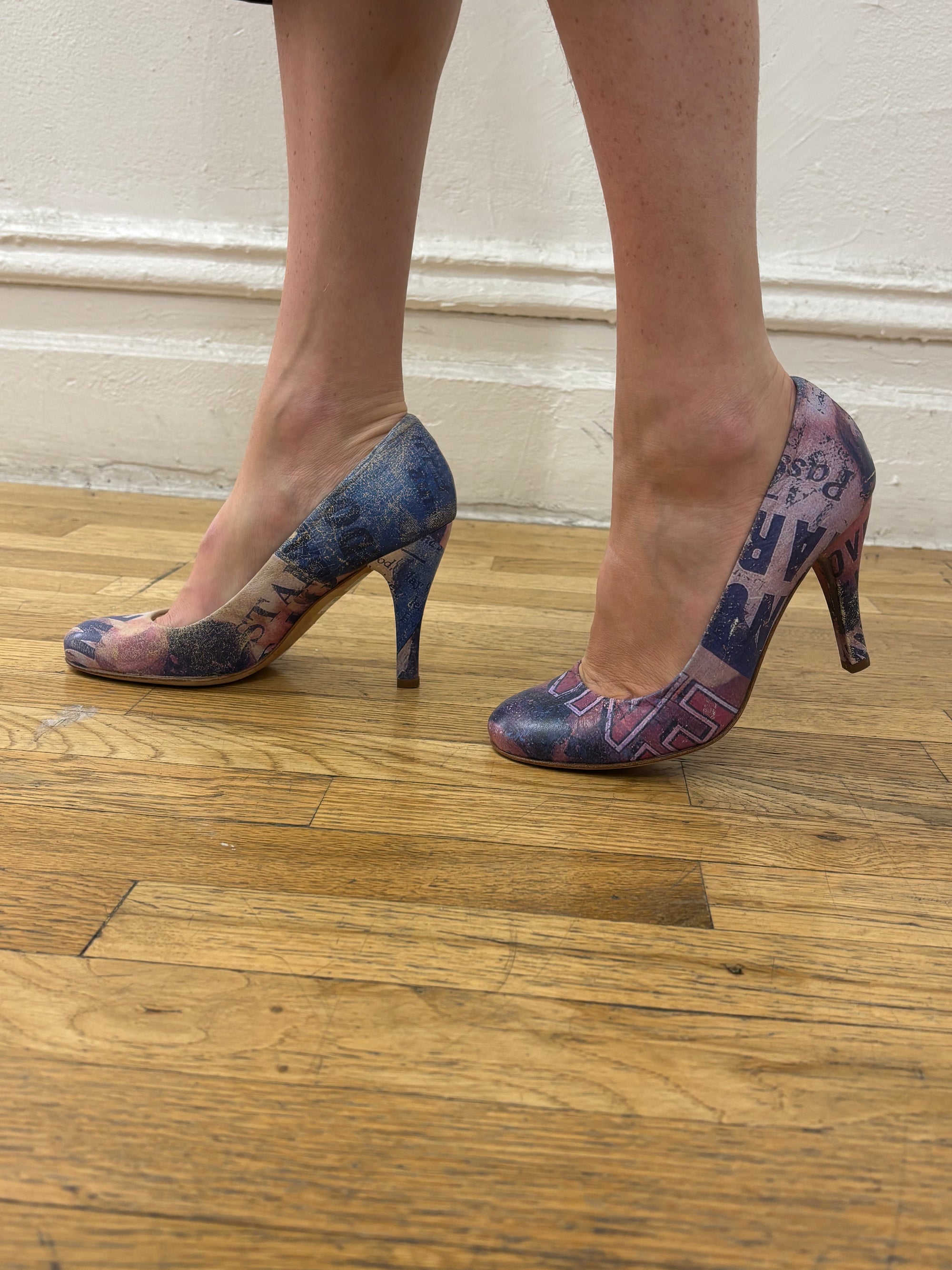 Galliano Pumps. Size 36
