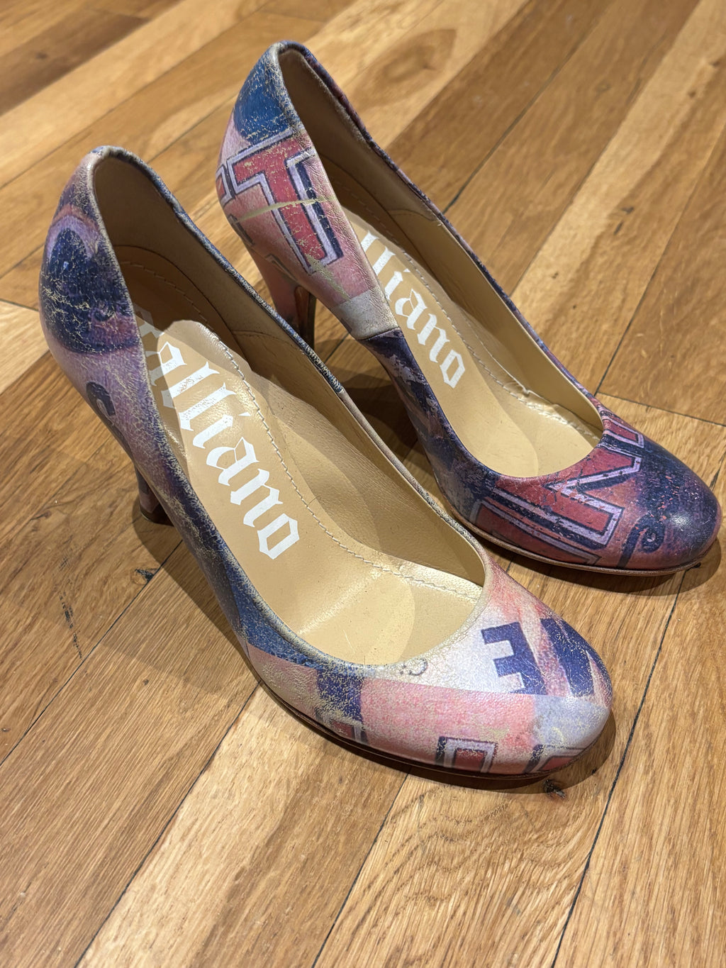 Galliano Pumps. Size 36