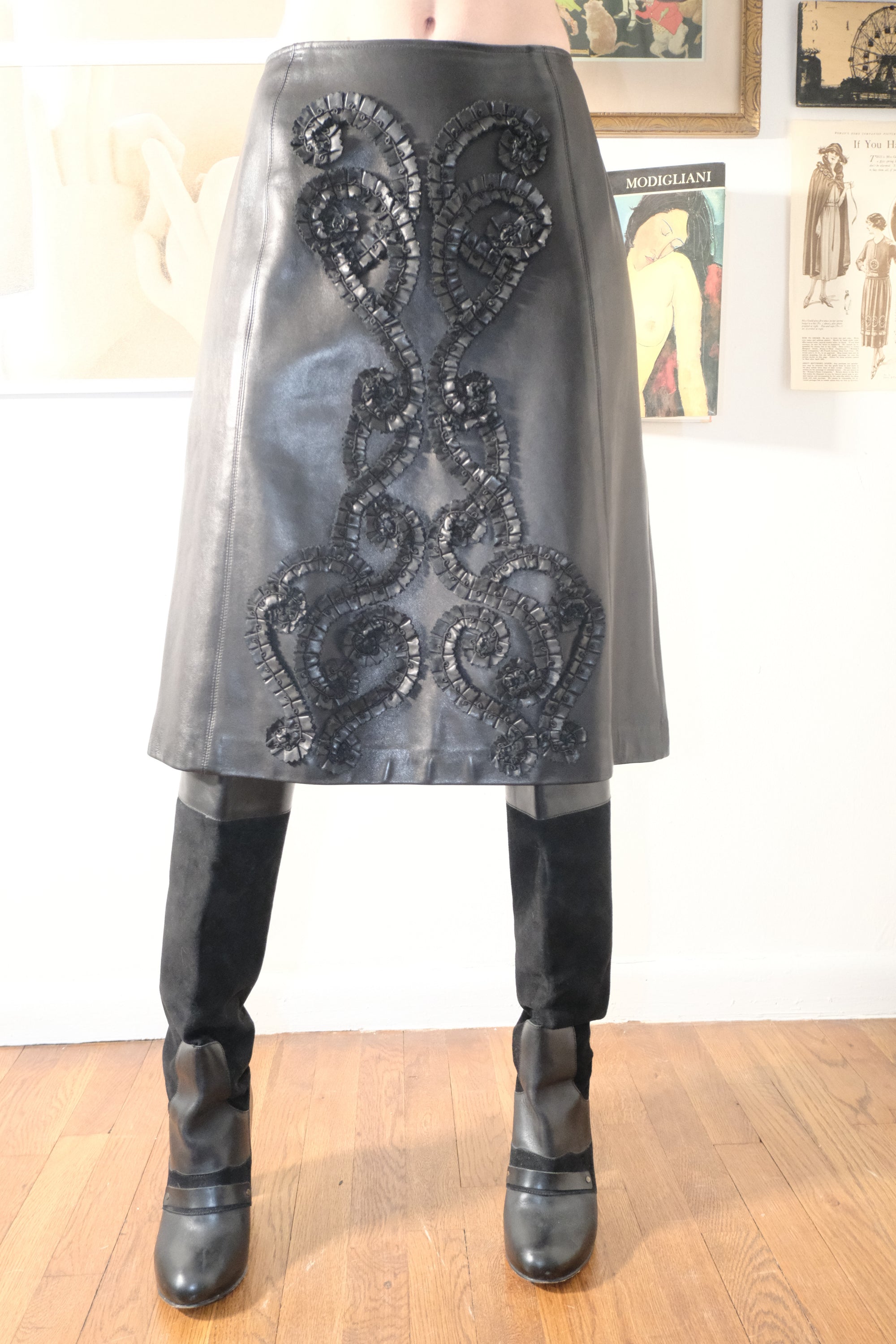 Oscar De La Renta Leather Skirt