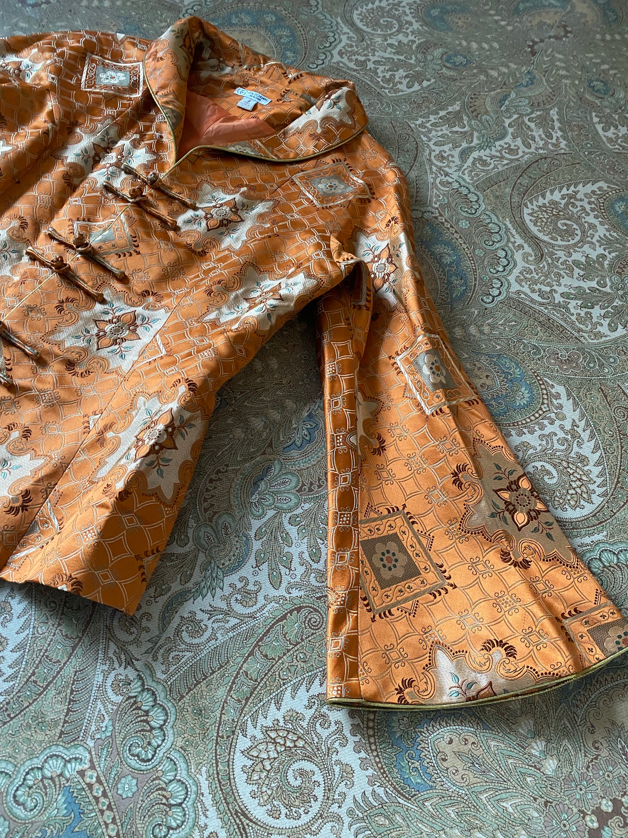 Silk Bell Sleeved blazer