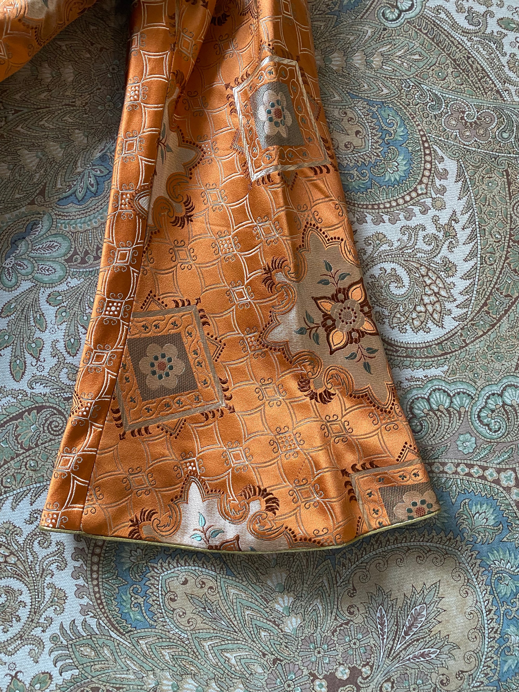 Silk Bell Sleeved blazer